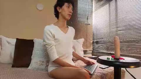 Lucian Morel S online show from October 2025 12:33:01 PM