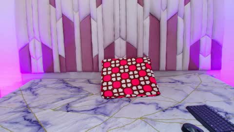 instagram luciana417  online show from October 2025 03:06:01 AM