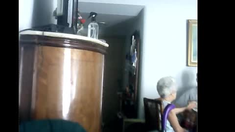 Luciano online show from February 2025 03:50:02 PM