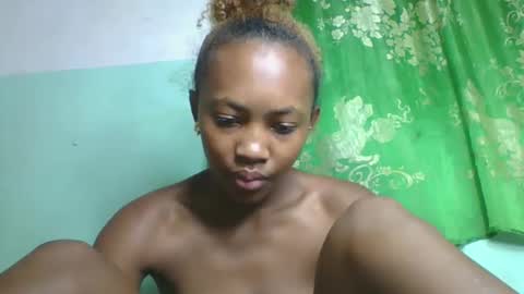lucie196645 online show from May 2026 02:39:01 AM