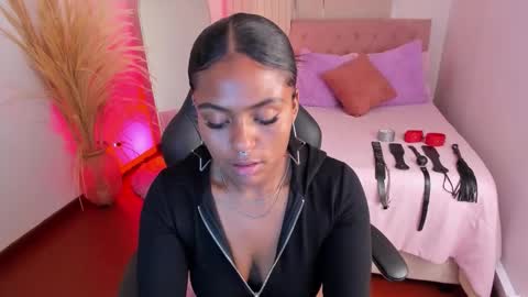 Snapshot of lucie_harper chatting on October 2025 08:42:02 PM online show from October 2025 08:42:02 PM