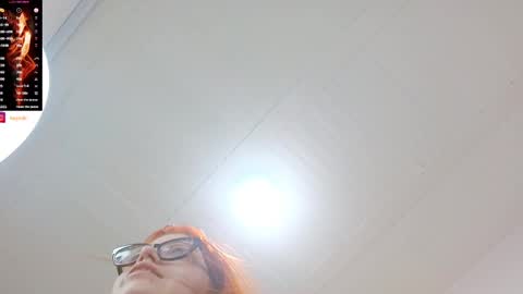 Snapshot of lucie_nicolls chatting on December 2024 11:13:02 PM Lucie   online show from December 2024 11:13:02 PM