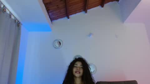 Lucie - online show from January 2025 09:58:01 PM