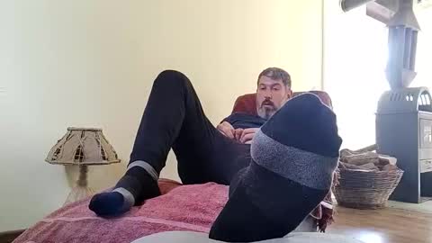 Snapshot of lucifergotharder chatting on October 2025 11:31:01 AM Lucifergotharder online show from October 2025 11:31:01 AM