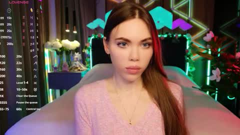 MimiFors online show from October 2025 05:58:02 PM