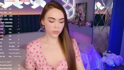 MimiFors online show from May 2026 07:09:02 PM