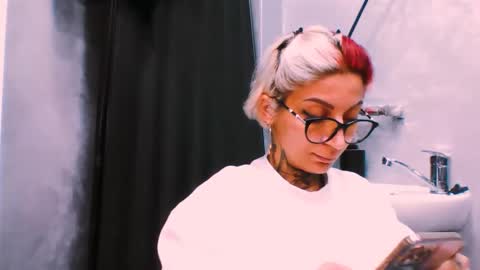 lucky_denizz online show from November 2025 09:53:01 AM