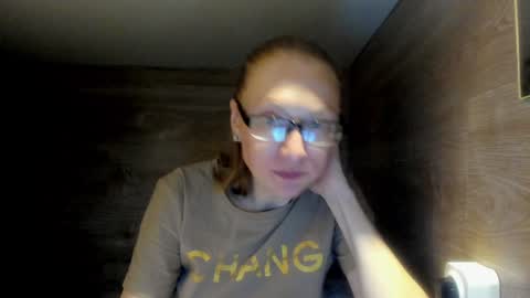 Snapshot of lucky_licky20 chatting on January 2025 04:05:01 AM lucky_licky20 online show from January 2025 04:05:01 AM
