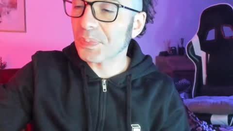 Snapshot of luckydrakex chatting on February 2025 09:53:02 PM Lucky online show from February 2025 09:53:02 PM