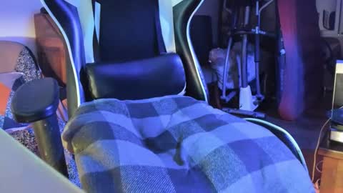 Snapshot of luckydrakex chatting on December 2025 06:26:02 PM Lucky online show from December 2025 06:26:02 PM