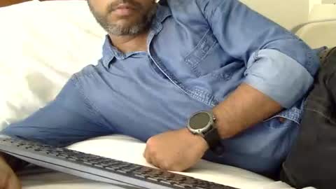 luckyfinalone online show from November 2025 04:07:01 PM