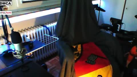 Snapshot of luckyfreak1 chatting on February 2025 11:12:01 AM call me Stefan online show from February 2025 11:12:01 AM