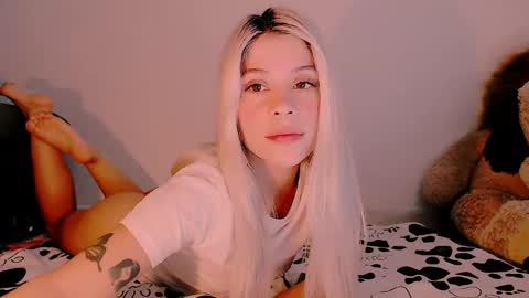 Snapshot of luckysapphire777 chatting on February 2025 08:07:02 AM luckysapphire777 online show from February 2025 08:07:02 AM