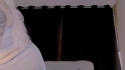 Snapshot of luckysapphire777 chatting on September 2025 05:12:01 AM luckysapphire777 online show from September 2025 05:12:01 AM