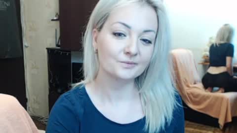 Snapshot of luckyshotgirl chatting on July 2026 12:53:01 PM LuckyShot online show from July 2026 12:53:01 PM