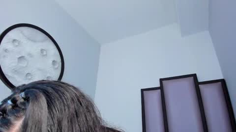   online show from October 2025 05:59:01 AM