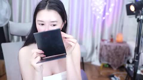 Lucy online show from February 2026 02:19:01 AM