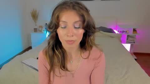 lucy__ray online show from February 2025 04:33:01 PM