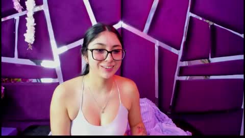 lucy_anal_ online show from March 2026 02:37:02 AM