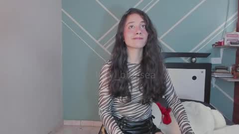 Snapshot of lucy_bluesea chatting on April 2026 03:03:02 PM Lucy Herrera online show from April 2026 03:03:02 PM