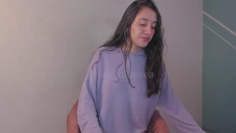 Snapshot of lucy_bluesea chatting on April 2026 03:25:01 PM Lucy Herrera online show from April 2026 03:25:01 PM