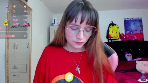 Snapshot of lucy_hess_ chatting on December 2024 04:32:01 PM Lucy online show from December 2024 04:32:01 PM