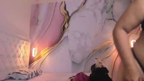 Snapshot of lucy_milf_474 chatting on October 2025 11:11:02 AM Lucy online show from October 2025 11:11:02 AM