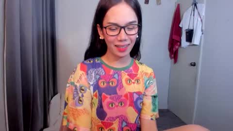 lucy_shane online show from October 2025 09:14:01 PM