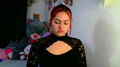 Snapshot of lucycherry__ chatting on March 2025 12:04:02 AM LUCIA online show from March 2025 12:04:02 AM