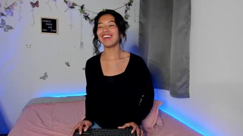 Snapshot of lucygarciia chatting on January 2025 12:41:01 AM Lucy online show from January 2025 12:41:01 AM