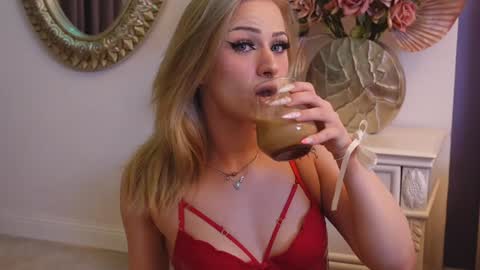 Lucy Lexton online show from January 2025 04:55:02 AM