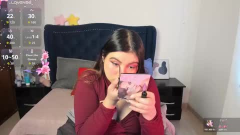 Lucy Petit online show from September 2025 12:49:02 PM