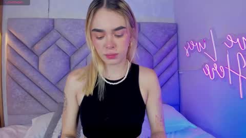 Lucy Vega online show from December 2024 11:44:01 AM