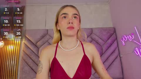 Lucy Vega online show from December 2024 11:32:02 AM