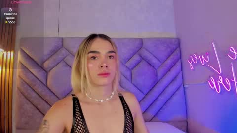 Lucy Vega online show from December 2024 11:39:01 AM