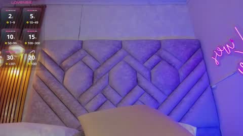 Lucy Vega online show from December 2024 06:01:02 PM