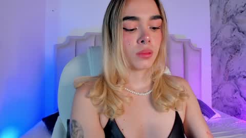 Lucy Vega online show from January 2025 04:21:01 AM