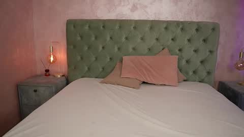 LucyWillow online show from January 2026 04:16:01 AM