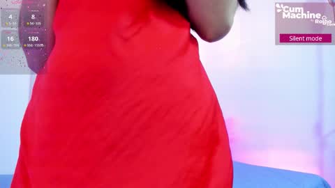 Lucy Liiu online show from November 2025 05:02:01 PM