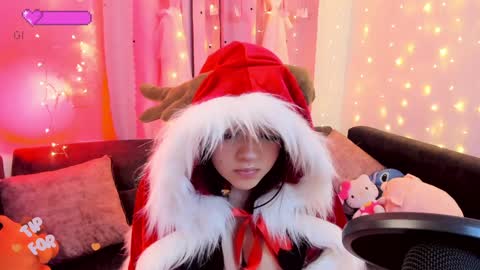 LUCYY FROM HOME  online show from December 2024 02:10:02 AM