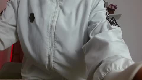 Snapshot of lucyy_start chatting on February 2025 11:51:02 AM LUCY online show from February 2025 11:51:02 AM