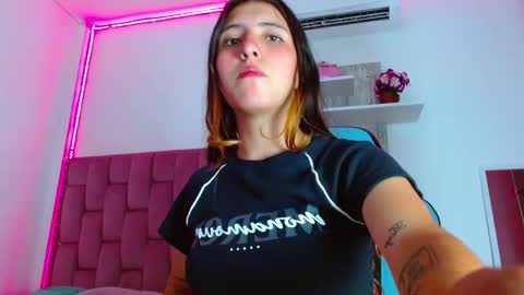 Snapshot of lucyy_start chatting on February 2025 08:14:02 PM LUCY online show from February 2025 08:14:02 PM