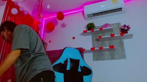 Snapshot of lucyy_start chatting on February 2025 12:10:02 PM LUCY online show from February 2025 12:10:02 PM