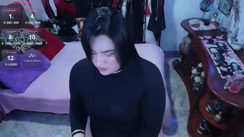 Lufek23 online show from November 2025 03:44:01 PM