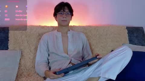 Lui online show from February 2026 04:02:01 AM