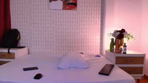 luigimarchetti online show from November 2025 08:51:01 PM