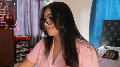 Snapshot of luisa_cameron chatting on May 2026 08:36:01 PM online show from May 2026 08:36:01 PM