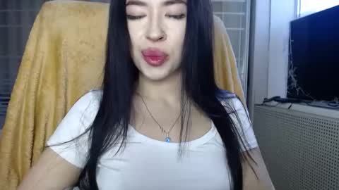 luisa lovedom online show from January 2026 10:18:01 AM