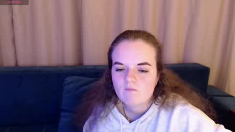 Luisa Rosee online show from February 2025 08:00:02 PM