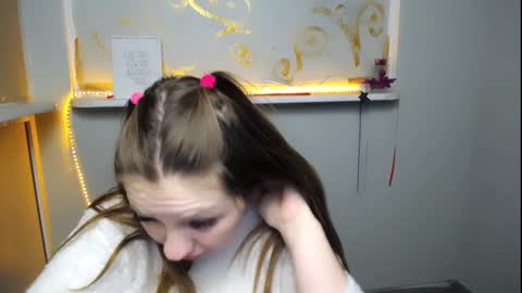 Snapshot of luizaheems_ chatting on January 2025 11:27:02 AM Luiza online show from January 2025 11:27:02 AM